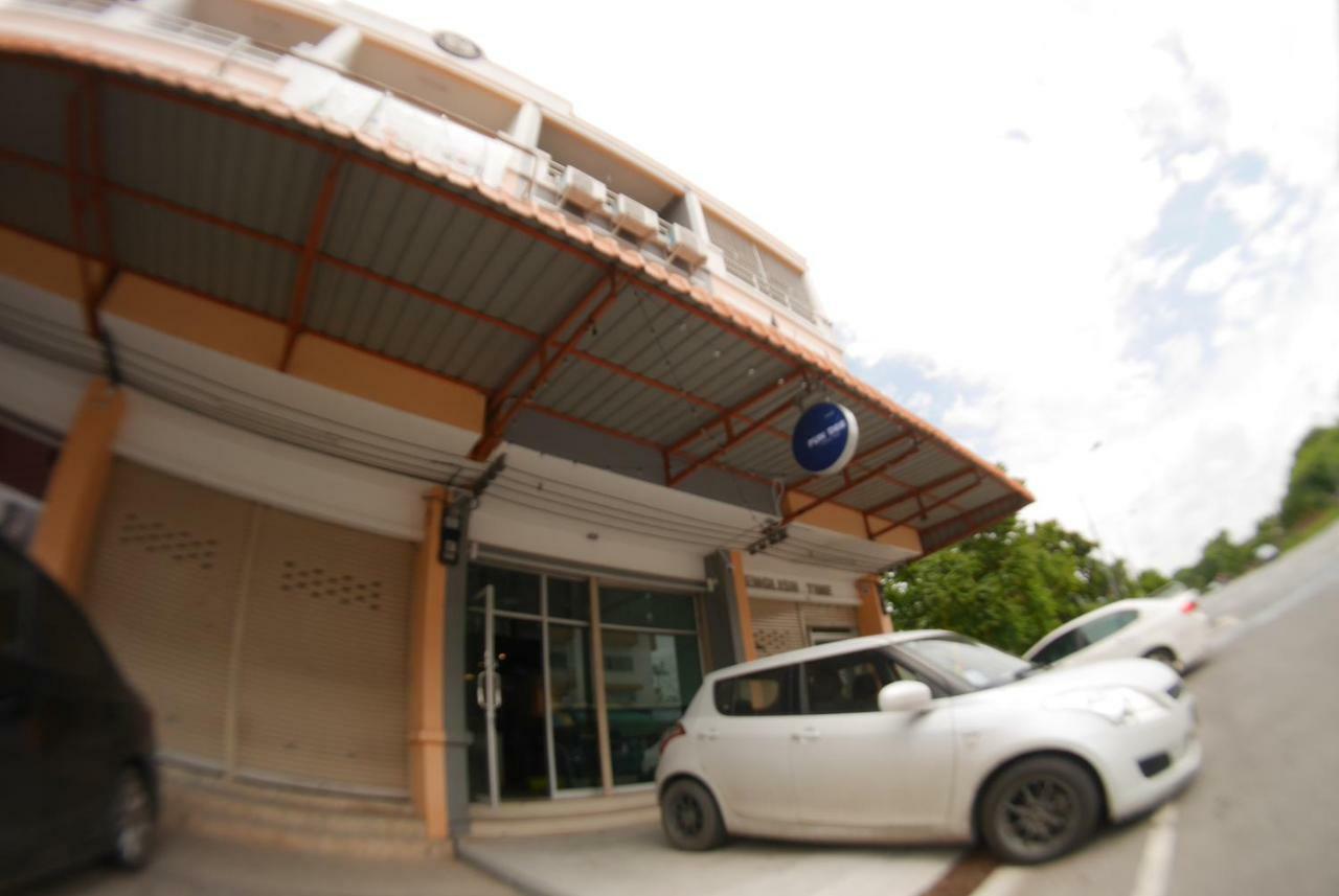 Fun Dee Hostel Ayutthaya Экстерьер фото