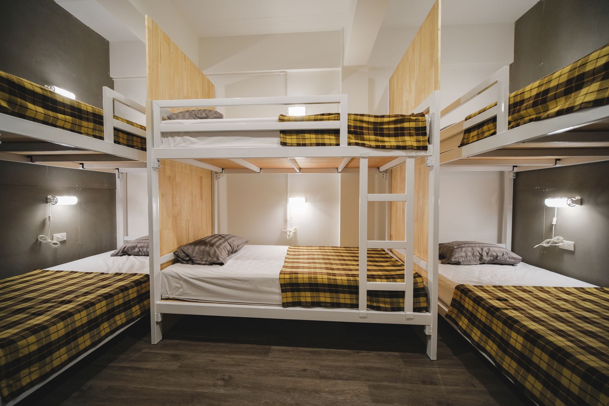 Fun Dee Hostel Ayutthaya Экстерьер фото